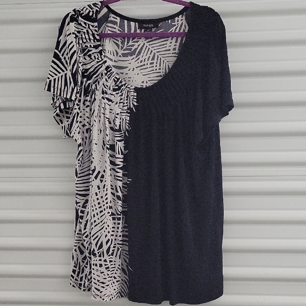 Style & Co. Black and White Leaf Print Blouse